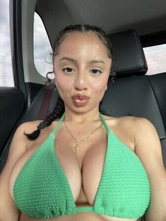 br1mberly Nahé Úniky OnlyFans Fotka 3