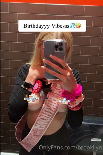 Brookllyn Nahé Úniky OnlyFans Fotka 21