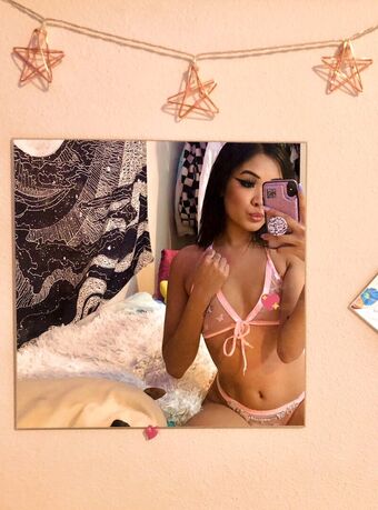 bubblesbih Nahé Úniky OnlyFans Fotka 2