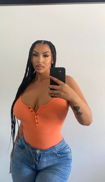 Bubbu._ Nahé Úniky OnlyFans Fotka 1