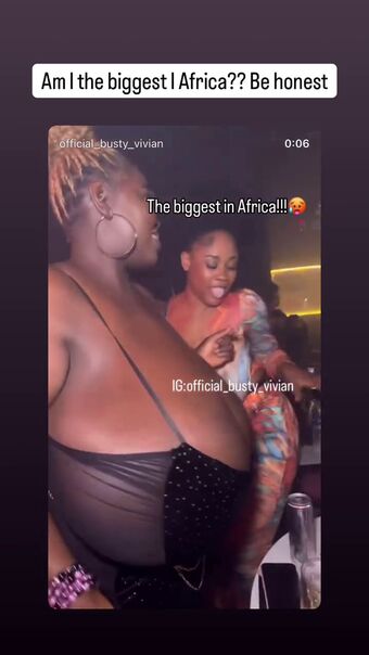 Busty Vivian Nahé Úniky OnlyFans Fotka 54