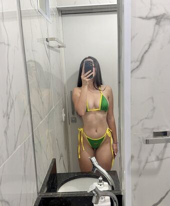 ButtonWhite Nahé Úniky OnlyFans Fotka 25