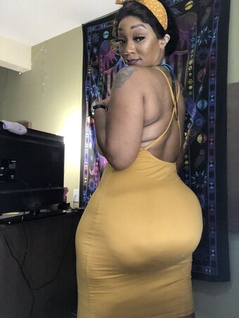 Candie Foxx Nahé Úniky OnlyFans Fotka 7