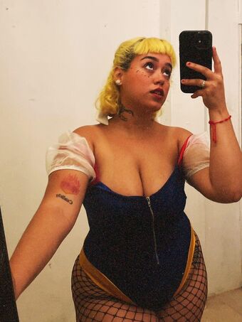 candiely_ Nahé Úniky OnlyFans Fotka 1