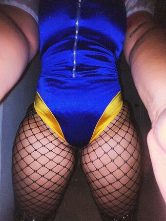 candiely_ Nahé Úniky OnlyFans Fotka 2