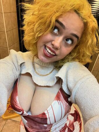 candiely_ Nahé Úniky OnlyFans Fotka 10