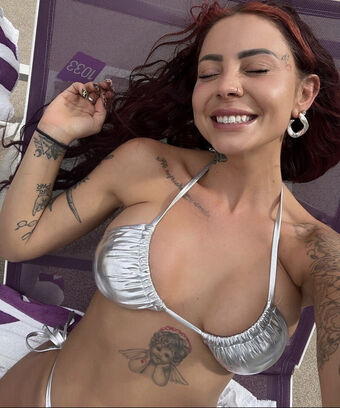 Candis Hertz Nahé Úniky OnlyFans Fotka 20