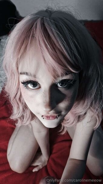 carolinemeeoww