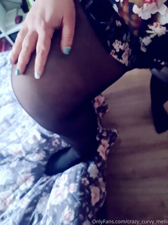 crazy_curvy_melii