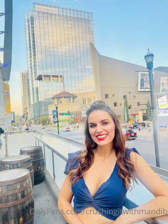 crushingitwithmandib