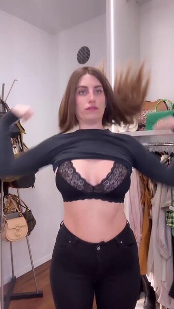 DANA ZARMON Nahé Úniky OnlyFans Fotka 2