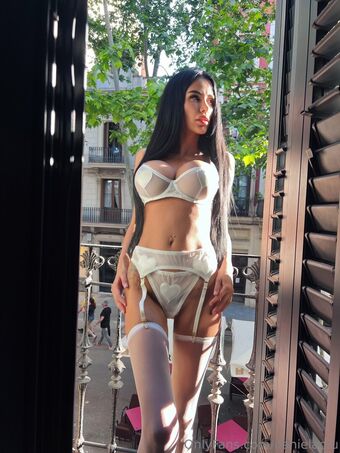 danielacru Nahé Úniky OnlyFans Fotka 19