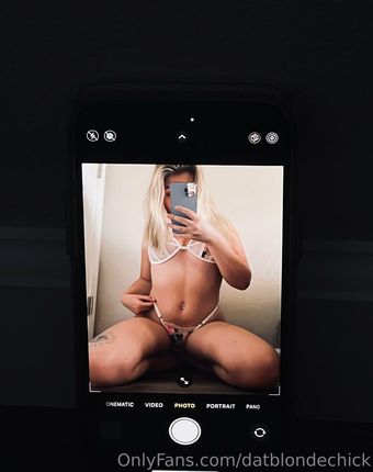 datblondechick Nahé Úniky OnlyFans Fotka 13