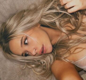Decadex Nahé Úniky OnlyFans Fotka 22