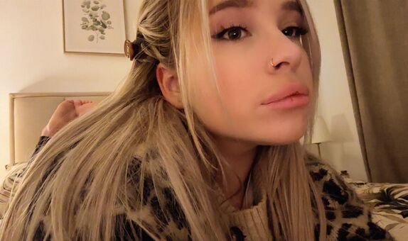 Decadex Nahé Úniky OnlyFans Fotka 24
