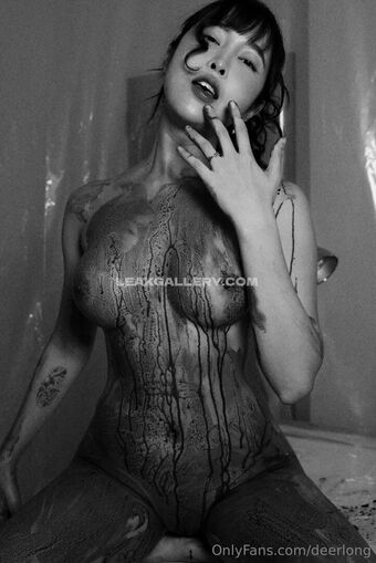 Deer Long Nahé Úniky OnlyFans Fotka 5