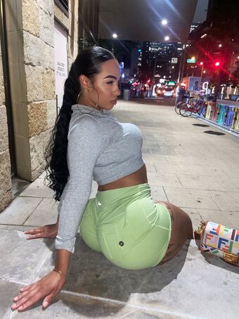 Destvnyle Nahé Úniky OnlyFans Fotka 8