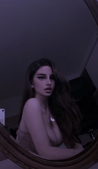 deviIbabie Nahé Úniky OnlyFans Fotka 17