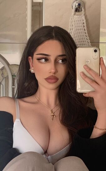 deviIbabie Nahé Úniky OnlyFans Fotka 20