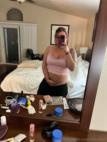 devikurr Nahé Úniky OnlyFans Fotka 24