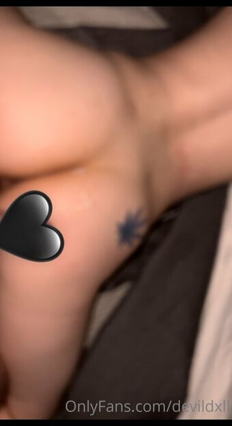 devildxll Nahé Úniky OnlyFans Fotka 2