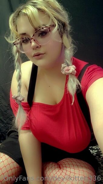 devilkitten336 Nahé Úniky OnlyFans Fotka 17