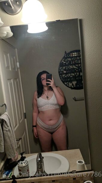 dfuture7786 Nahé Úniky OnlyFans Fotka 14