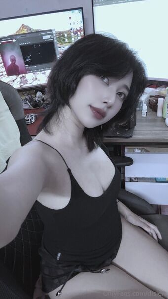 Disleft Nahé Úniky OnlyFans Fotka 29