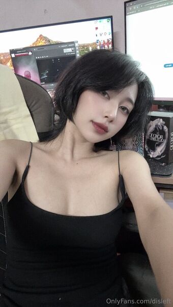 Disleft Nahé Úniky OnlyFans Fotka 34