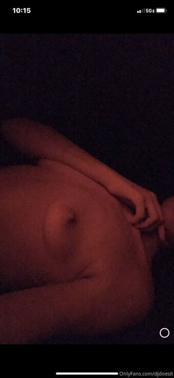 djdoesit Nahé Úniky OnlyFans Fotka 17