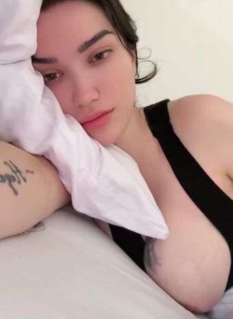 eda.k.21 Nahé Úniky OnlyFans Fotka 4