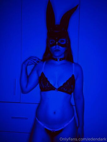 edendark Nahé Úniky OnlyFans Fotka 21