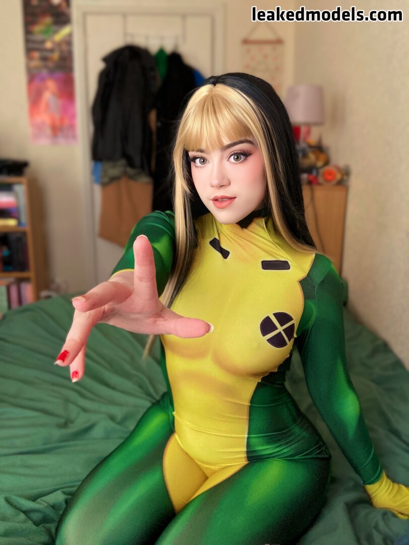 CosEevee / Cosplaysbyeevee / Eeveecosplays / cosplayeevee / cosplays_by_eevee Fotka #13