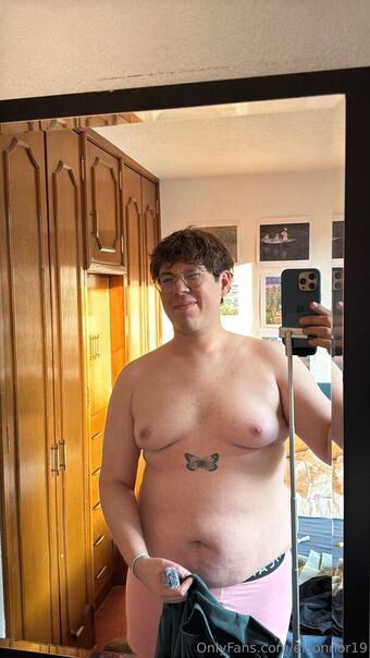 elconnor19 Nahé Úniky OnlyFans Fotka 11