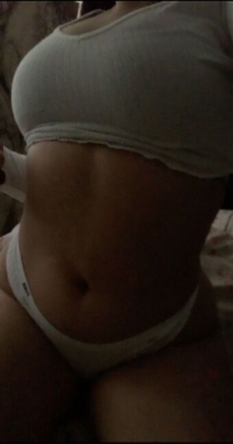 Elevhn Nahé Úniky OnlyFans Fotka 3