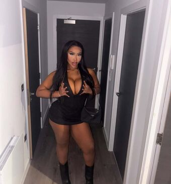 Ella Mac Nahé Úniky OnlyFans Fotka 13