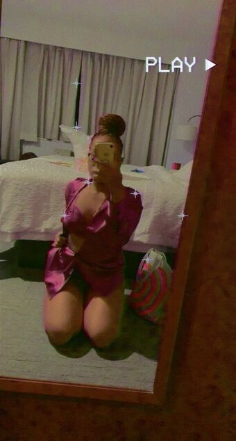 Elsacandy Nahé Úniky OnlyFans Fotka 14