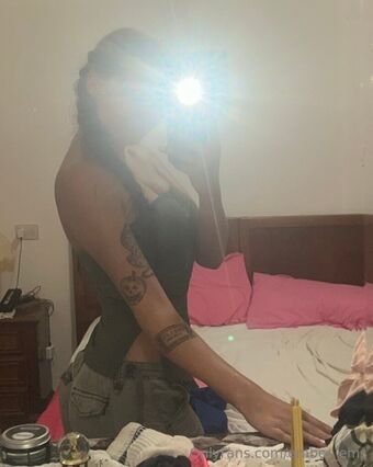 ember_ems Nahé Úniky OnlyFans Fotka 14