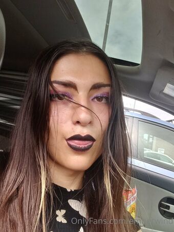 emberwind Nahé Úniky OnlyFans Fotka 4