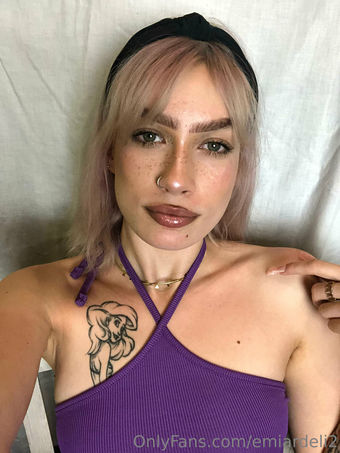 emiardeli2 Nahé Úniky OnlyFans Fotka 4