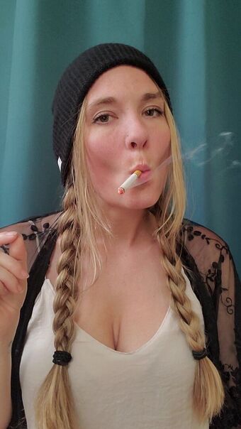 emmacantquit Nahé Úniky OnlyFans Fotka 3