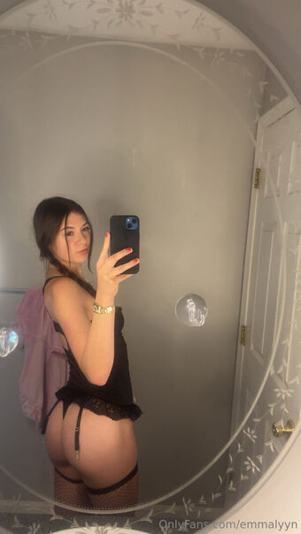 emmalyyn Nahé Úniky OnlyFans Fotka 17