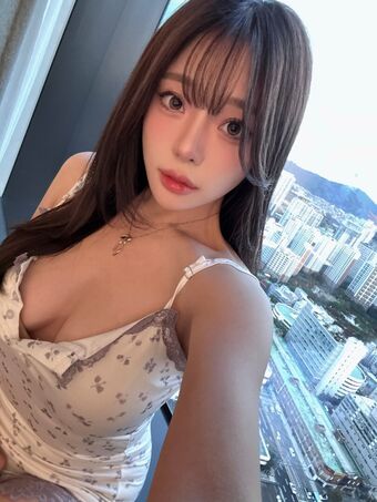 ENA Nahé Úniky OnlyFans Fotka 19