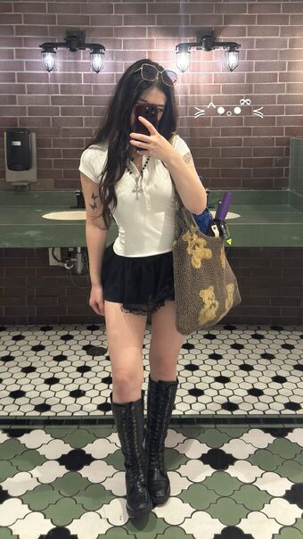 espyfef Nahé Úniky OnlyFans Fotka 9