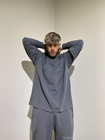 esteban.https Nahé Úniky OnlyFans Fotka 17