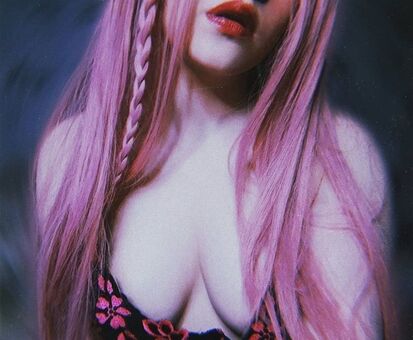 Eva Moon Nahé Úniky OnlyFans Fotka 3