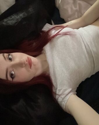 Evalunna Nahé Úniky OnlyFans Fotka 22