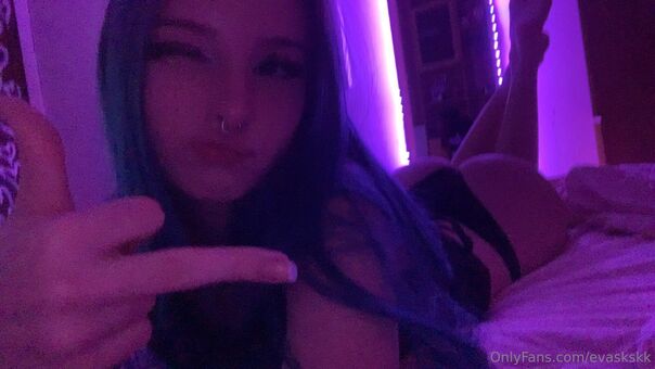 evaskskk Nahé Úniky OnlyFans Fotka 19