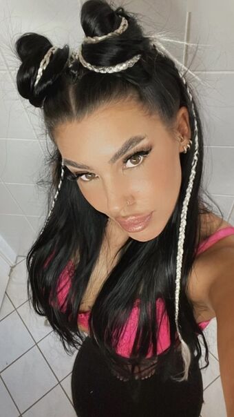 Eyannaaa Nahé Úniky OnlyFans Fotka 26