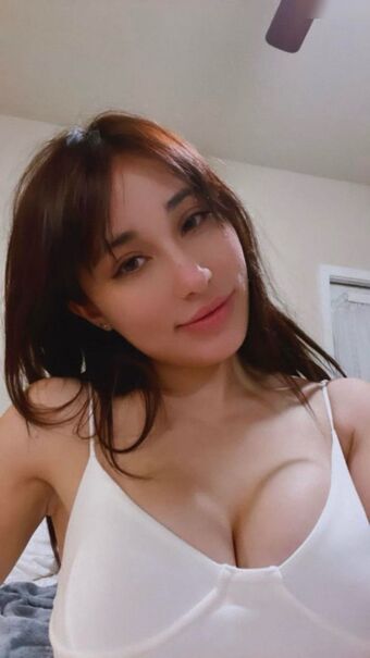f1elly Nahé Úniky OnlyFans Fotka 32